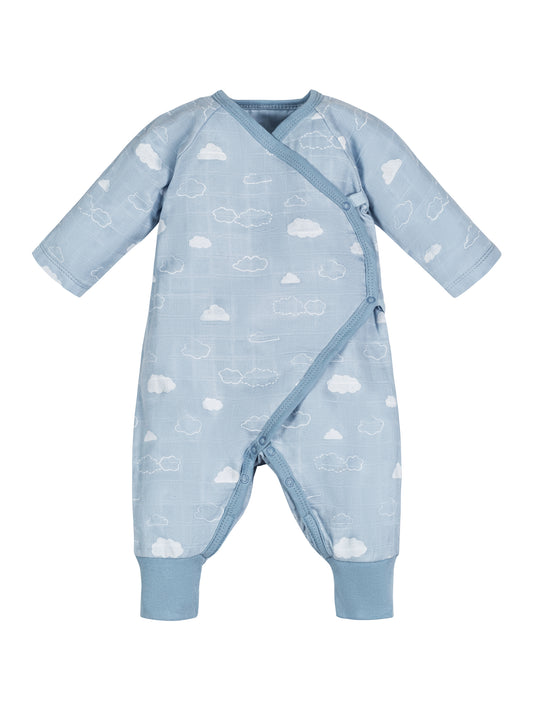 Mono de bebé estilo kimono con broches laterales y estampado de nubes, confeccionado en algodón egipcio 100% orgánico – ideal para recién nacidos
